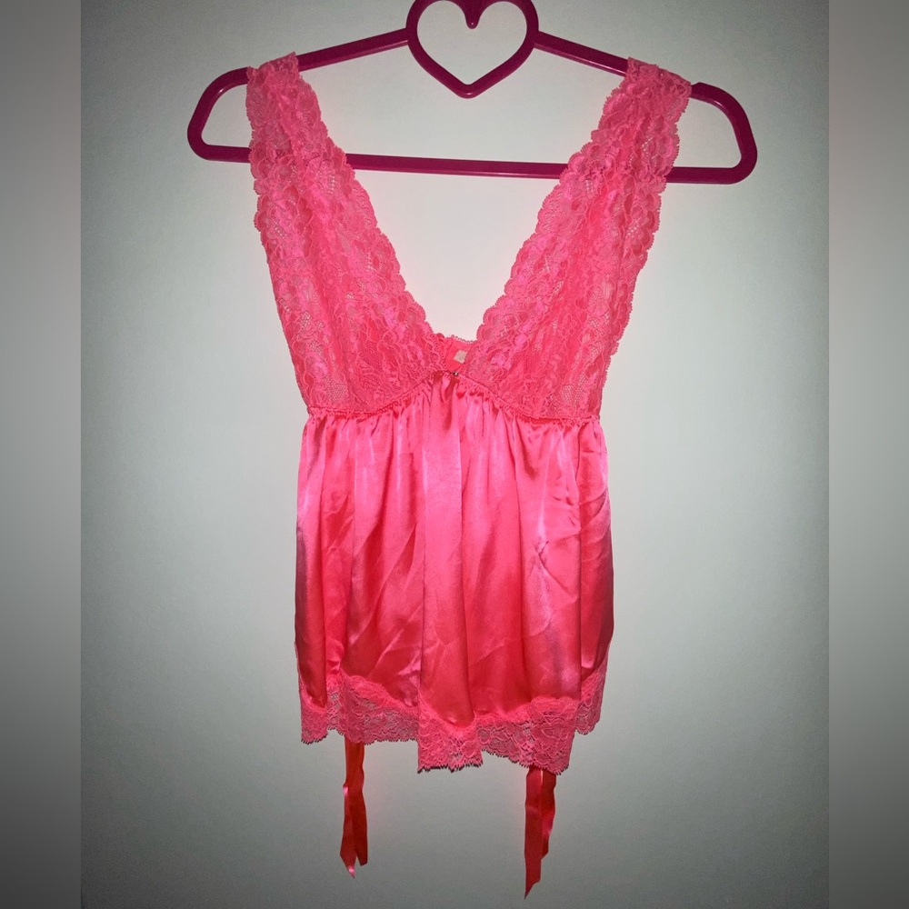 Victoria's Secret Hot Pink Pajamas Cami Lingerie Top Size M Babydoll Romantic